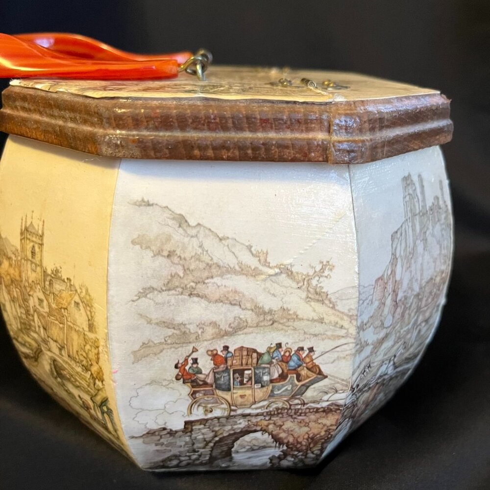 Vintage 70's Anton Pieck Castle Scene Wooden Handbag — Octagonal, Lucite Handle - Picture 4 of 12